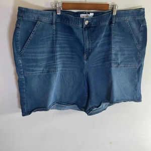 Lane Bryant‎  Girlfriend Mid Rise Jean Shorts  Women's Plus Size 28 GUC! 0105